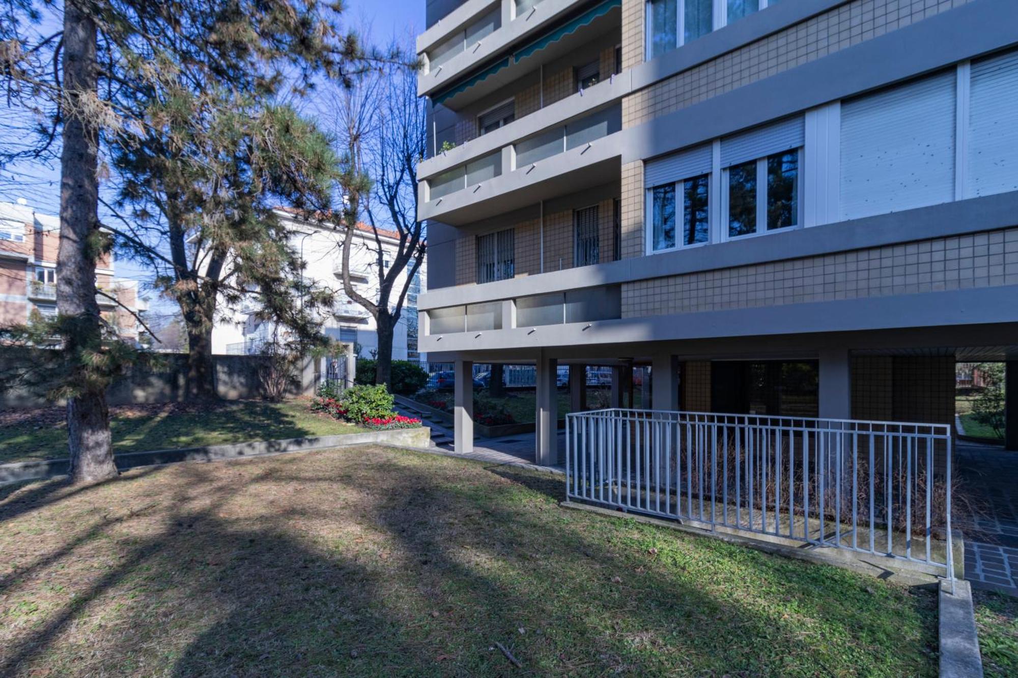 Casa Carozzi Apartment Милано Екстериор снимка